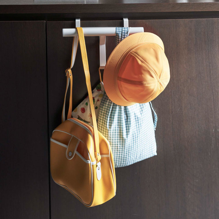 ランドセルラック 下駄箱扉ランドセル＆リュックハンガー タワー 山崎実業 tower ホワイト/ブラック 5238 5239 タワーシリーズ