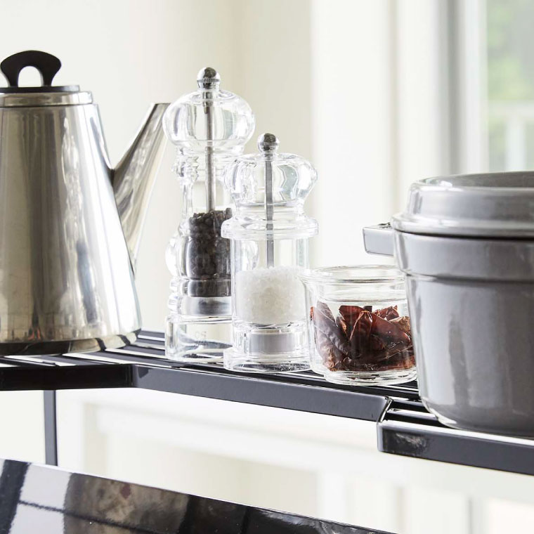 排気口カバー上コンロ奥ラック 60cmコンロ用 タワー 山崎実業 tower ホワイト/ブラック 5264 5265 towerシリーズ