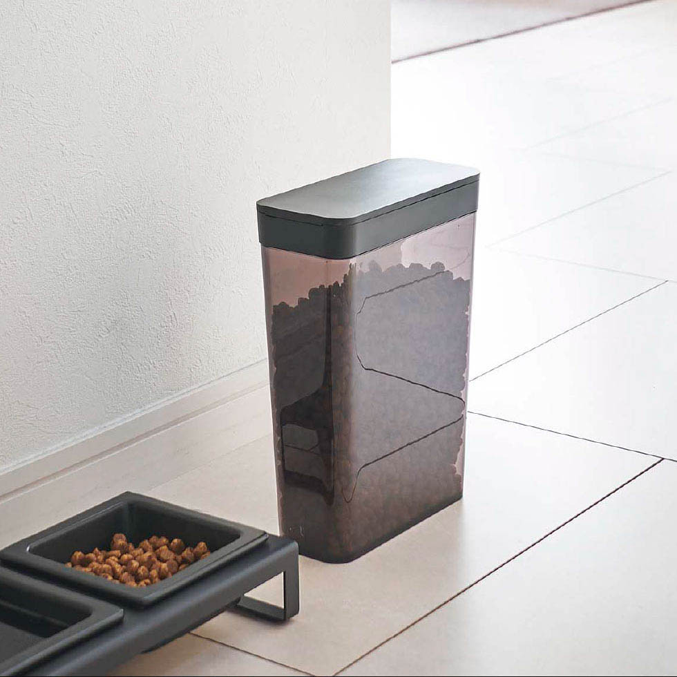 ペットフードストッカー タワー 1.2kg 山崎実業 tower ホワイト/ブラック 5607 5608 タワーシリーズ