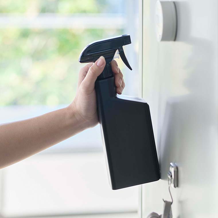 マグネットスプレーボトル タワー 2個セット 山崎実業 tower ホワイト/ブラック 5380 5381 タワーシリーズ マグネット