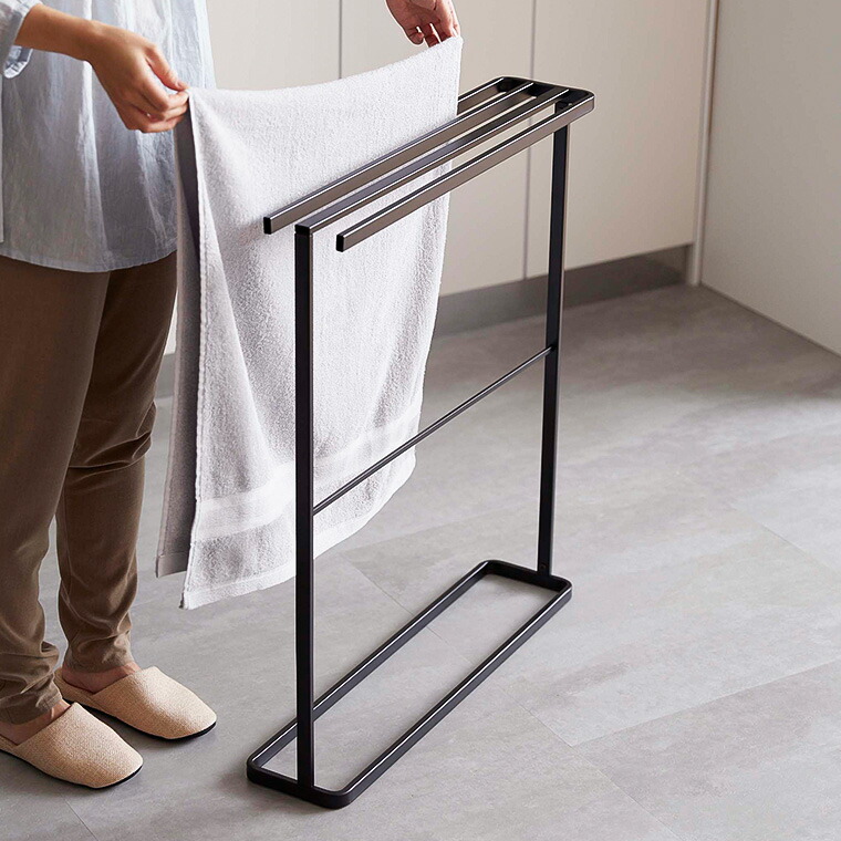 横から掛けられるバスタオルハンガー タワー スリム 山崎実業 tower ホワイト/ブラック 5576 5577 タワーシリーズ