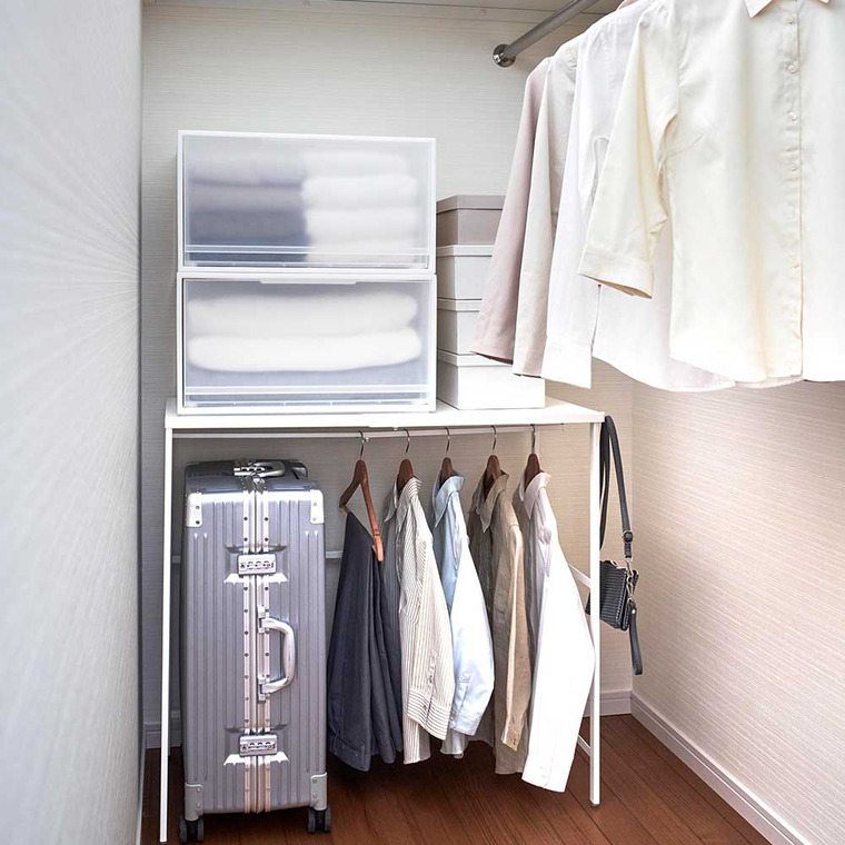 山崎実業 tower 伸縮キャリーケース上ラック タワー 幅51～92cm ホワイト ブラック 4370 4371