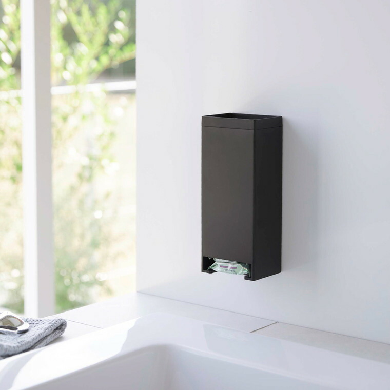 マグネットお風呂入浴剤ストッカー タワー 山崎実業 tower ホワイト/ブラック 5748 5749 マグネット