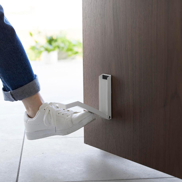 tower テープで貼りつける折り畳みドアストッパー タワー 山崎実業 3722 3723 ホワイト ブラック