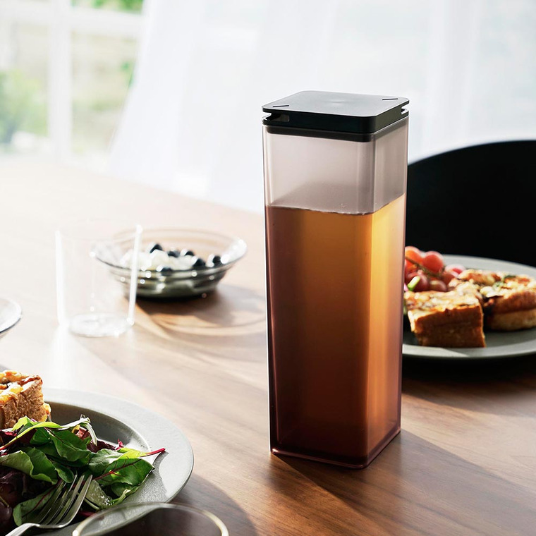 両方から注げる冷水筒 タワー 山崎実業 tower キッチン 3740 3741 ホワイト ブラック