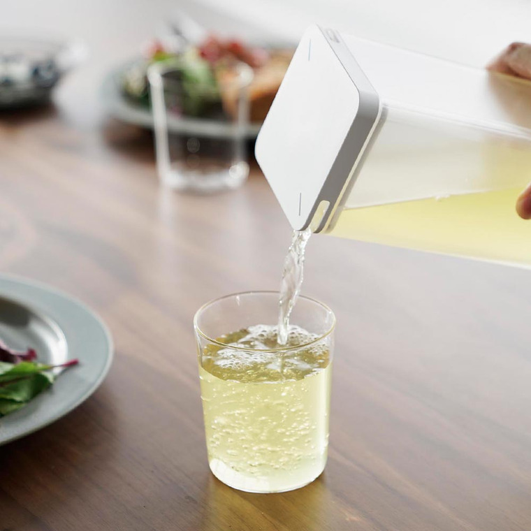 両方から注げる冷水筒 タワー 山崎実業 tower キッチン 3740 3741 ホワイト ブラック