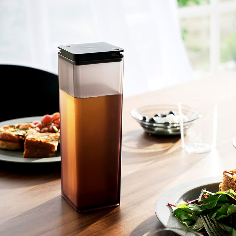 両方から注げる冷水筒 タワー 山崎実業 tower キッチン 3740 3741 ホワイト ブラック