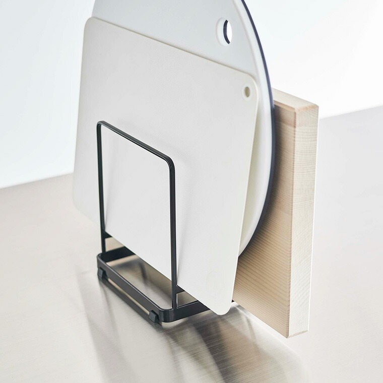 丸いまな板が置ける まな板スタンド タワー 山崎実業 tower ホワイト/ブラック 6178 6179 タワーシリーズ