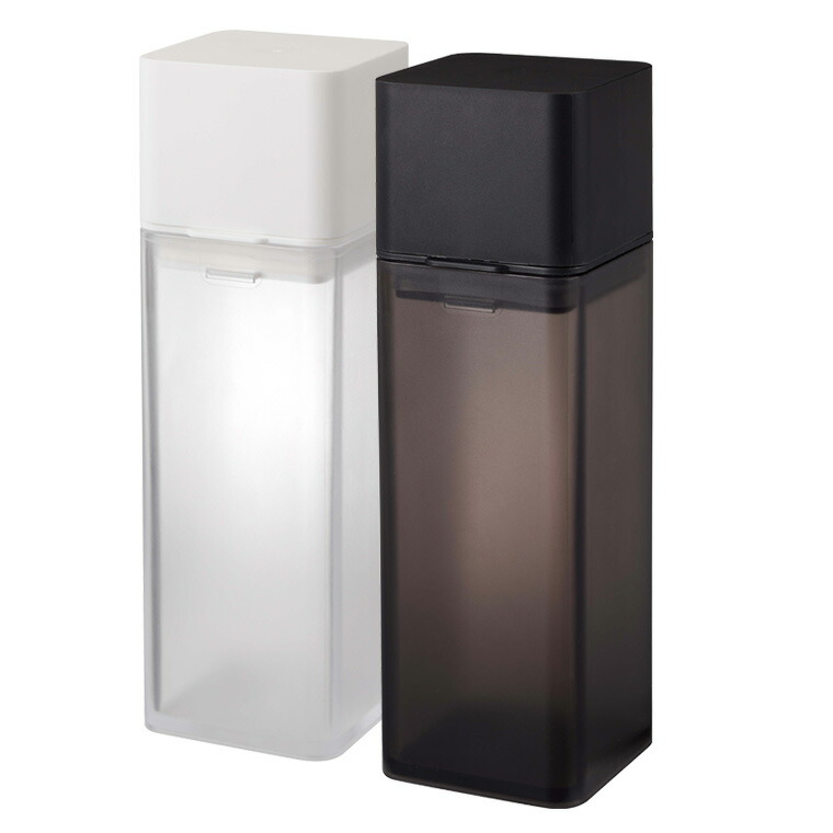 ホワイト×ブラック